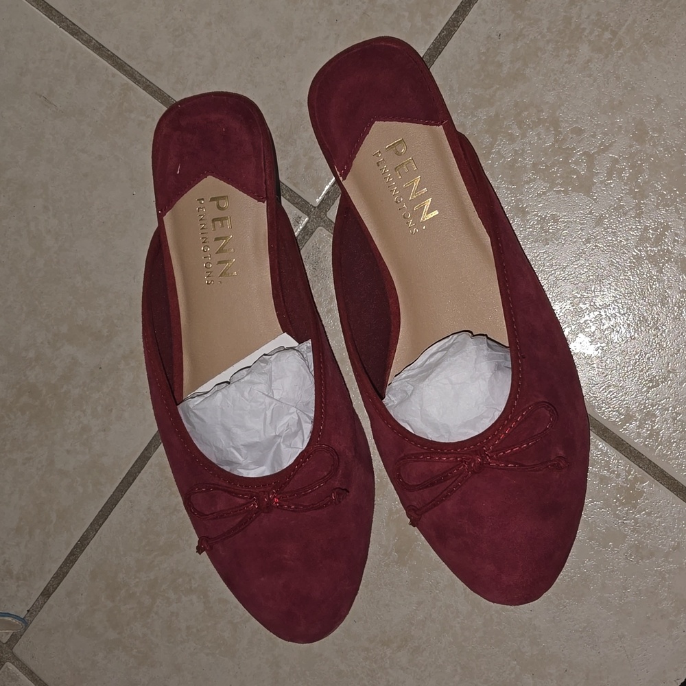 NEW! PENN MULE BURGUNDY RED, SIZE 10.5WW